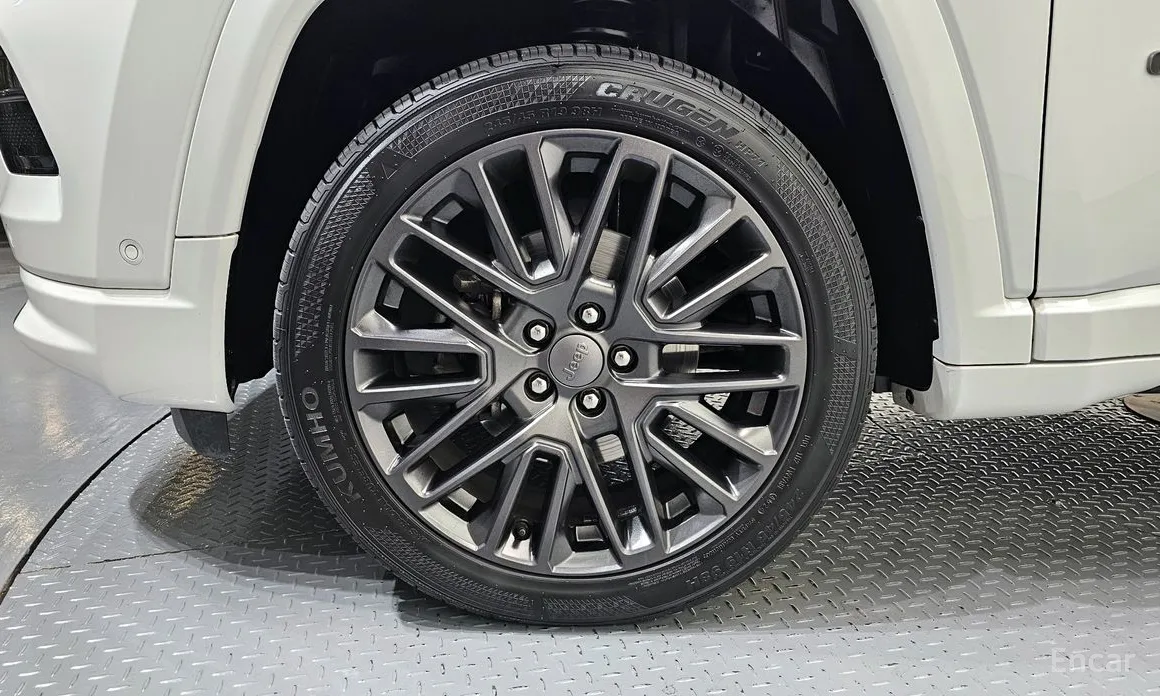 Фото 5 - Jeep Compass