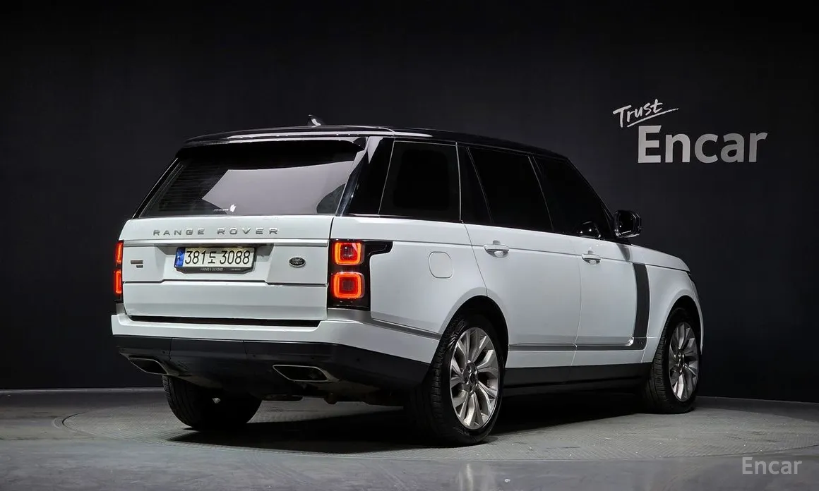 Фото 2 - Land Rover Range Rover