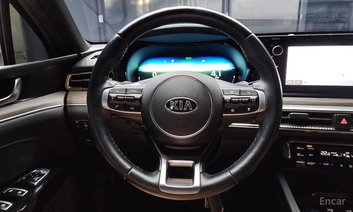 Фото 13 - Kia K5