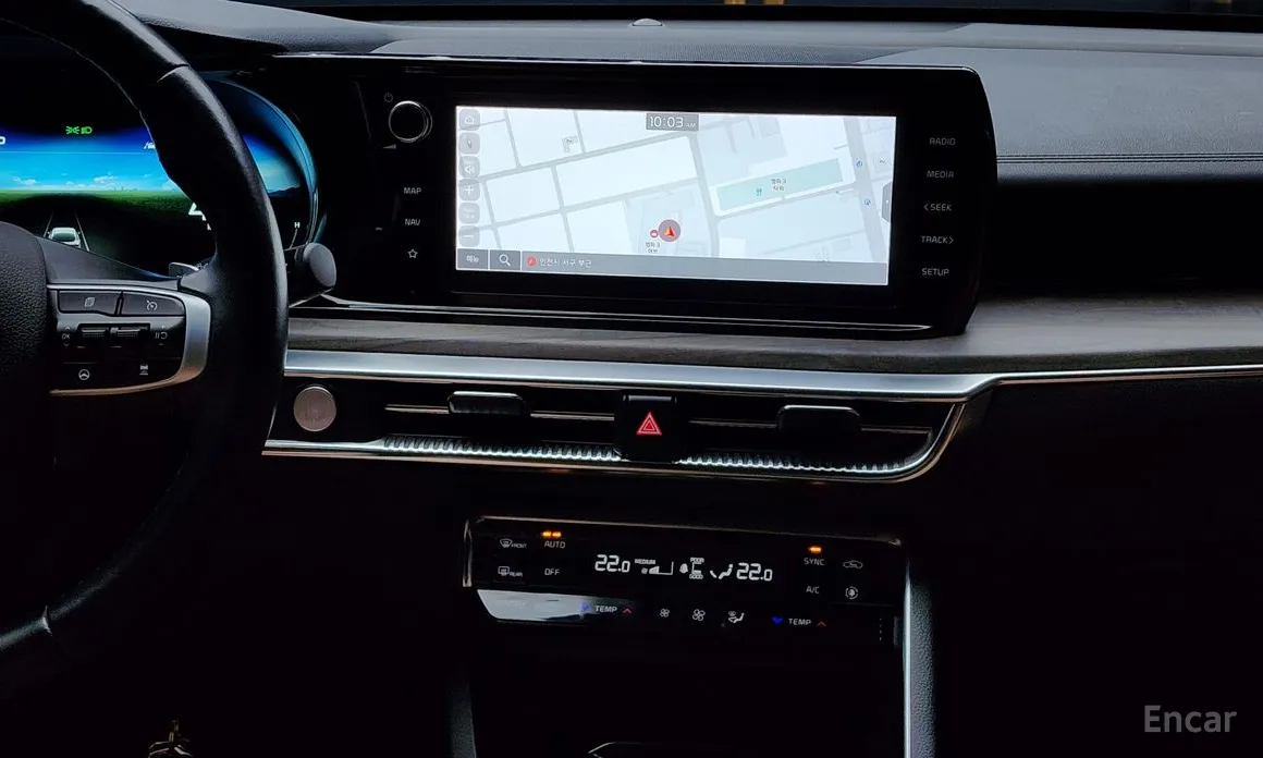 Фото 14 - Kia K5