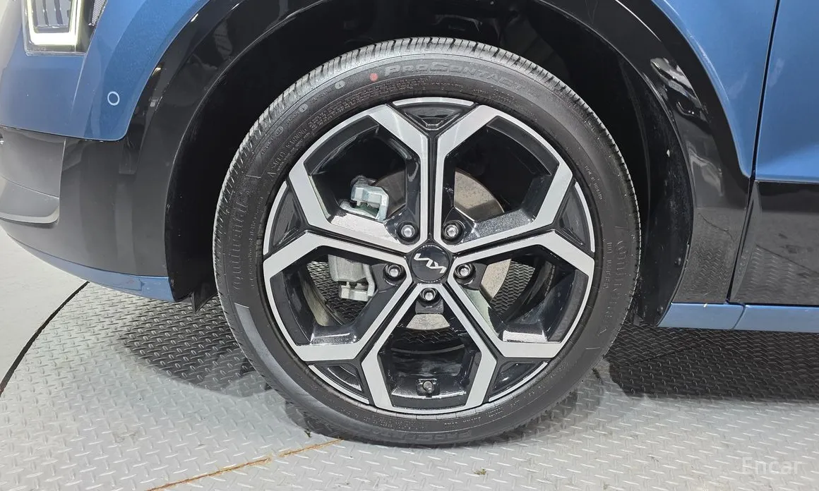 Фото 5 - Kia Niro