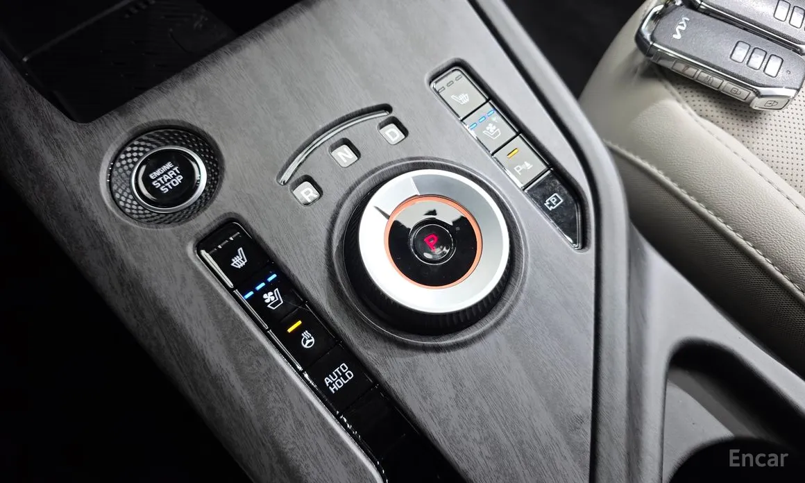 Фото 9 - Kia Niro