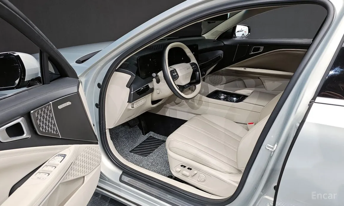 Фото 10 - Kia K8