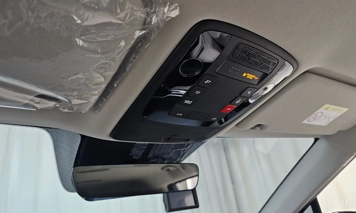 Фото 18 - Kia Carnival