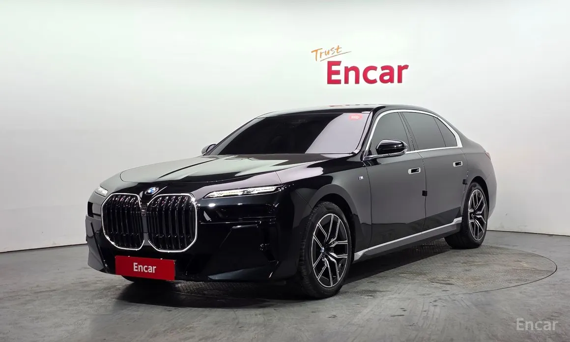 Фото 1 - BMW 7 Series