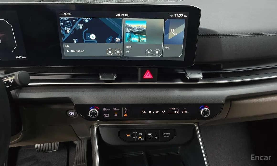 Фото 14 - Kia Carnival