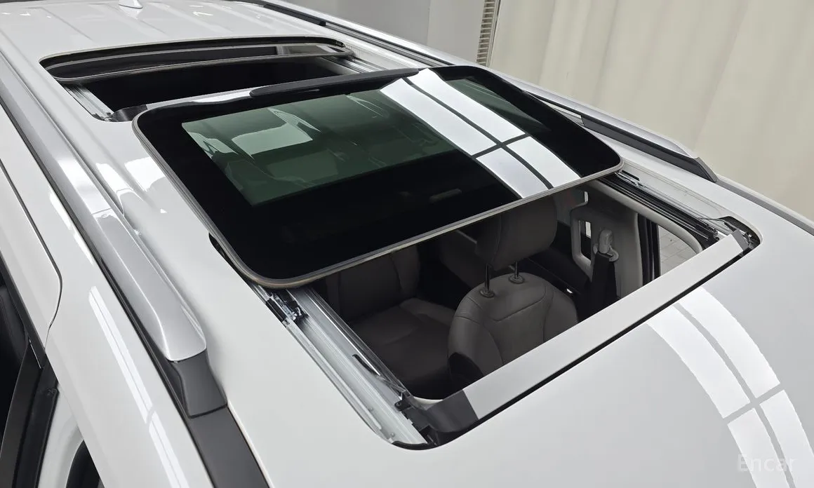 Фото 17 - Kia Carnival