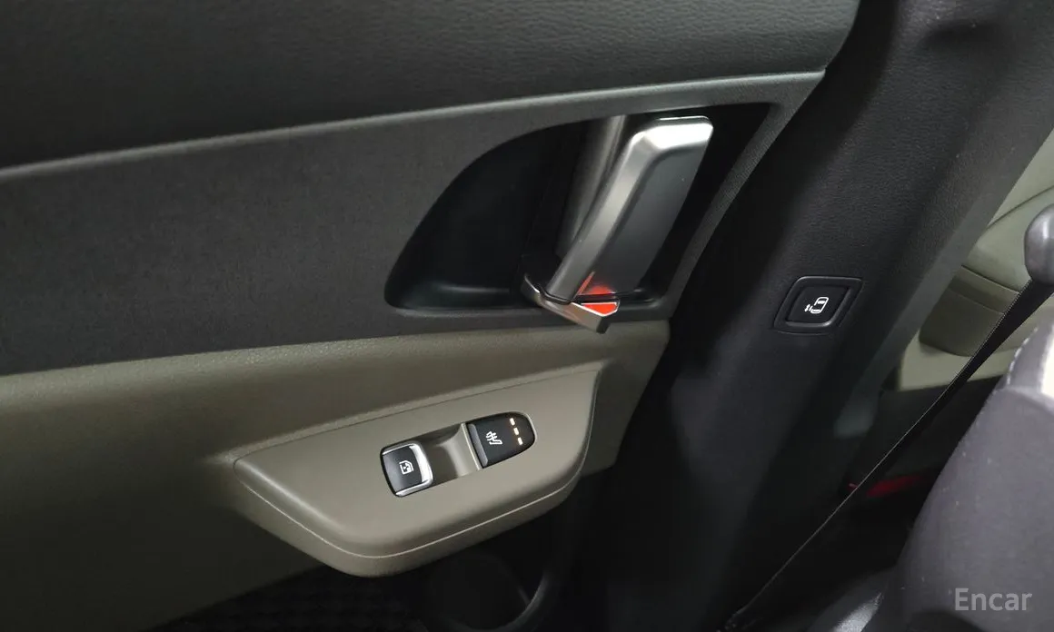 Фото 19 - Kia Carnival