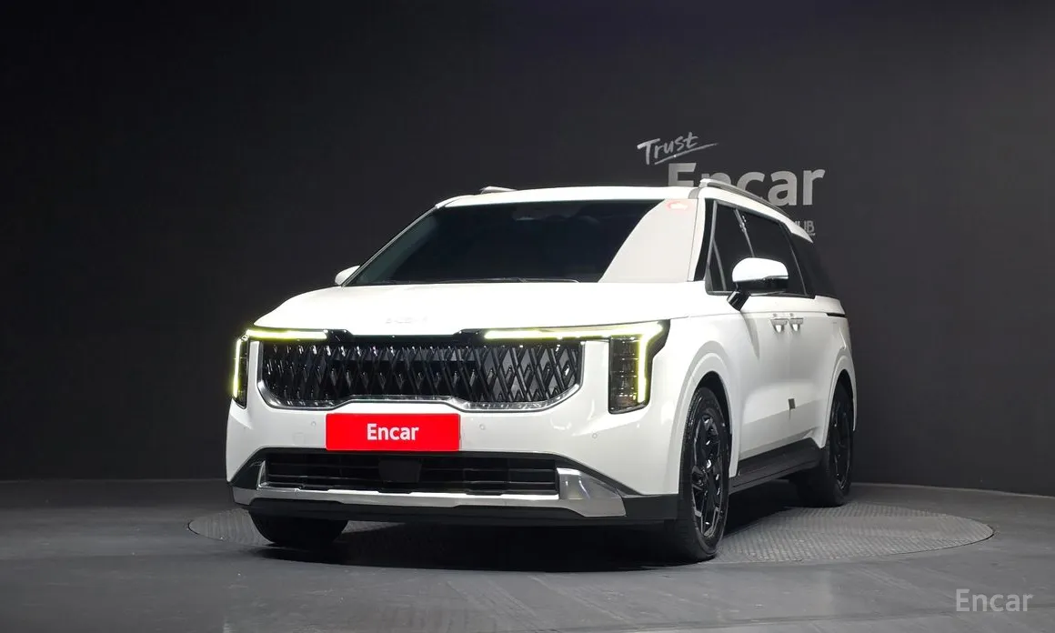 Фото 3 - Kia Carnival