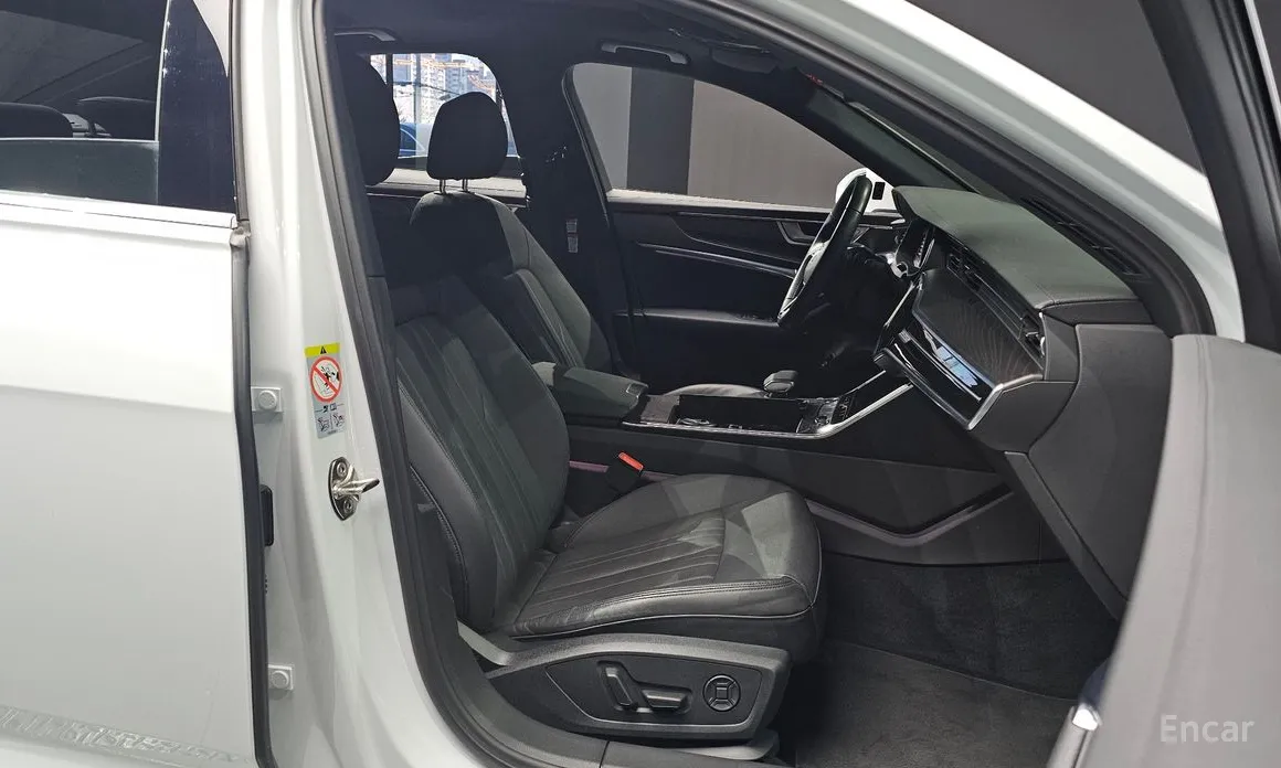 Audi A6 2019 45 TFSI Quattro Premium
