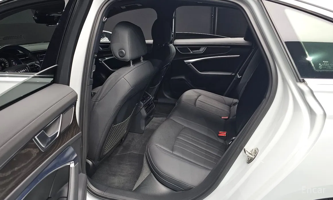 Audi A6 2019 45 TFSI Quattro Premium