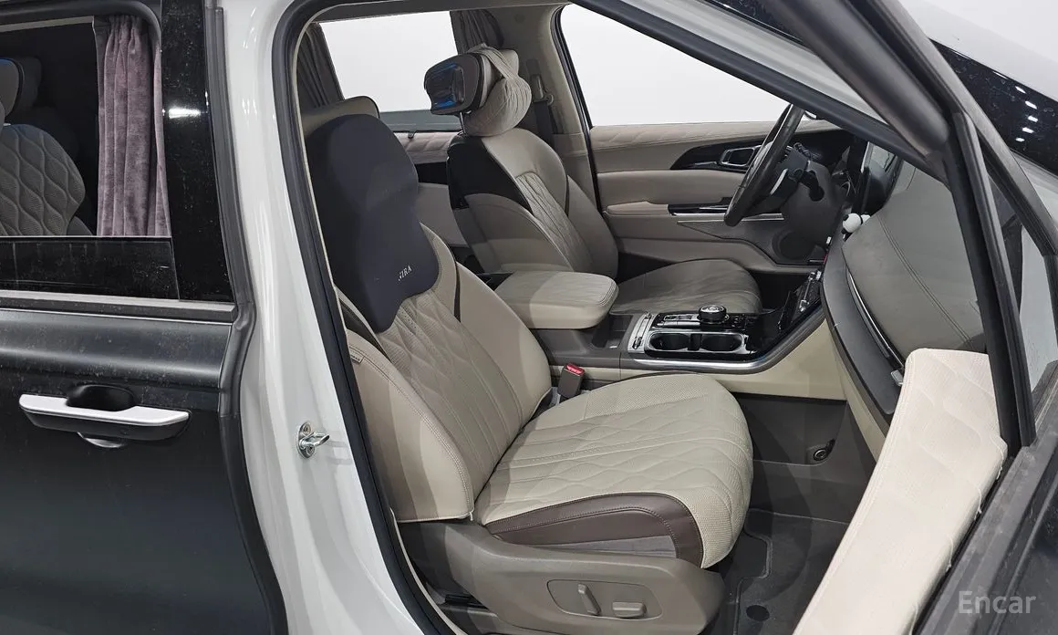 Фото 10 - Kia Carnival