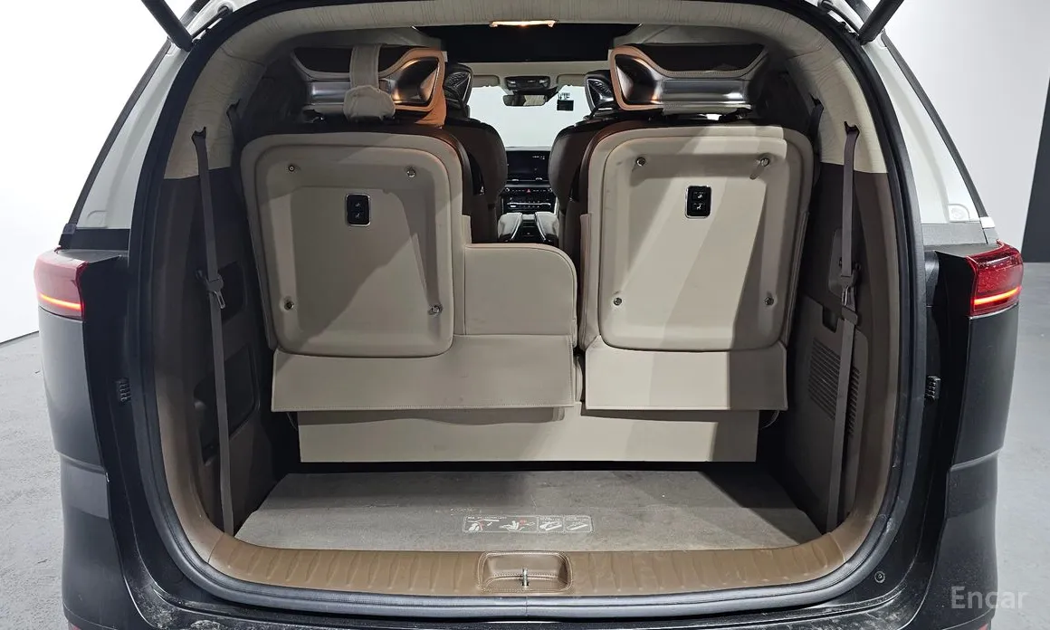 Фото 20 - Kia Carnival