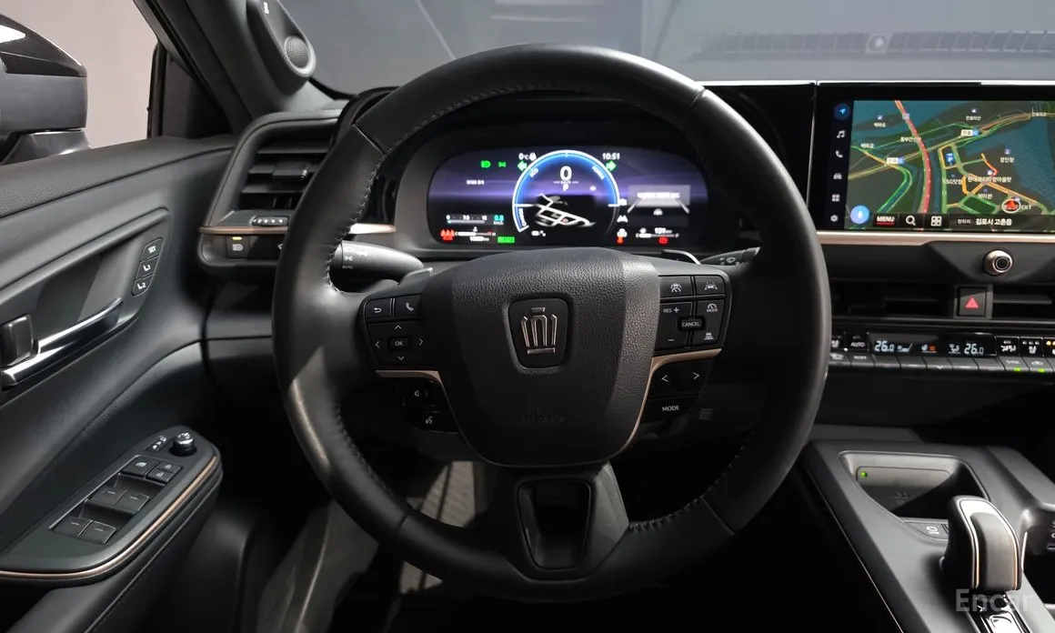 Фото 13 - Toyota Crown