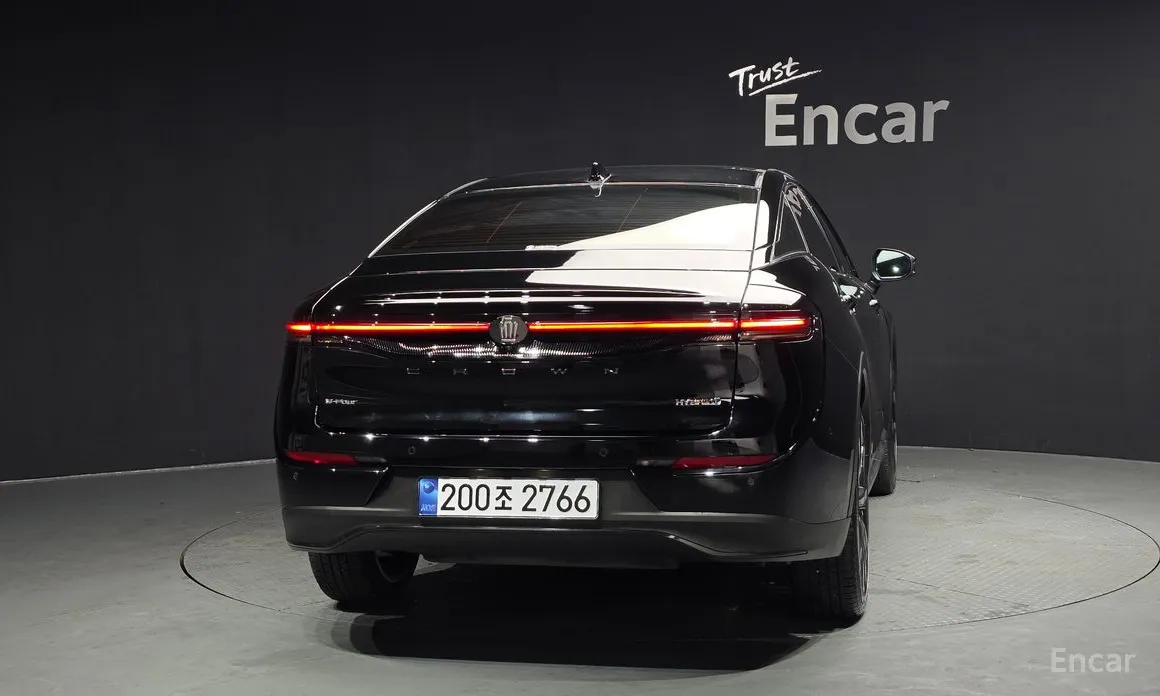 Фото 4 - Toyota Crown