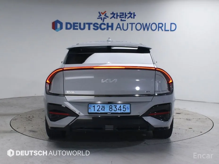 Фото 4 - Kia EV6