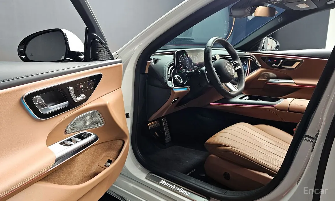 Фото 12 - Mercedes-Benz E-Class