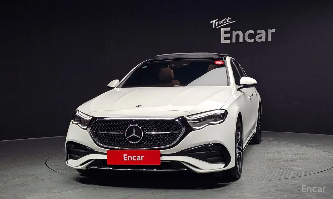 Фото 3 - Mercedes-Benz E-Class