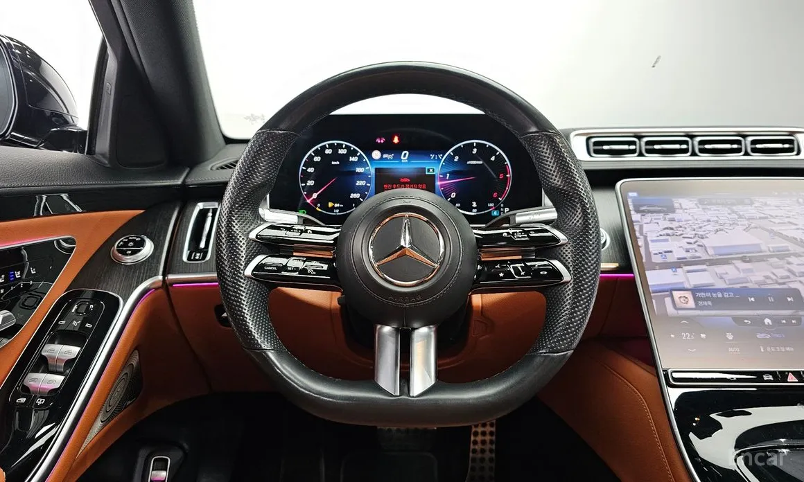 Фото 13 - Mercedes-Benz S-Class