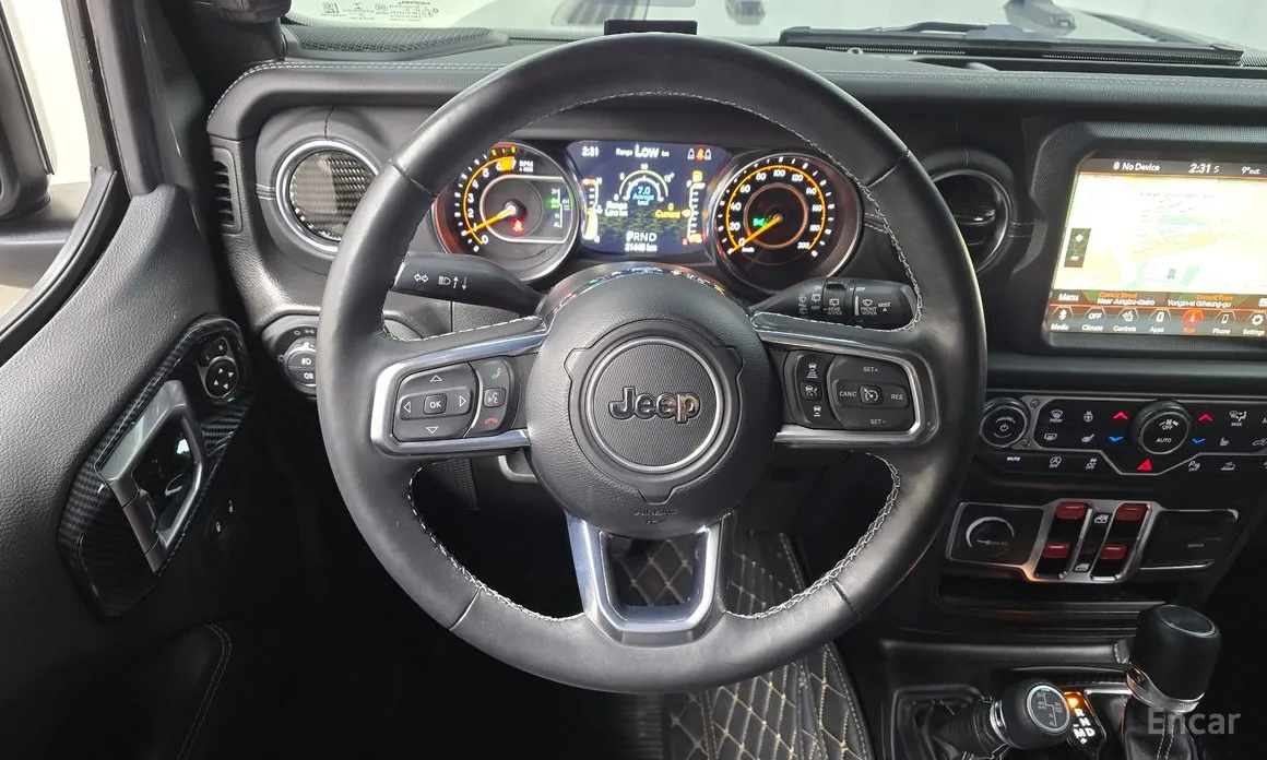 Фото 13 - Jeep Wrangler