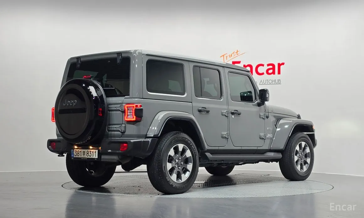 Фото 2 - Jeep Wrangler