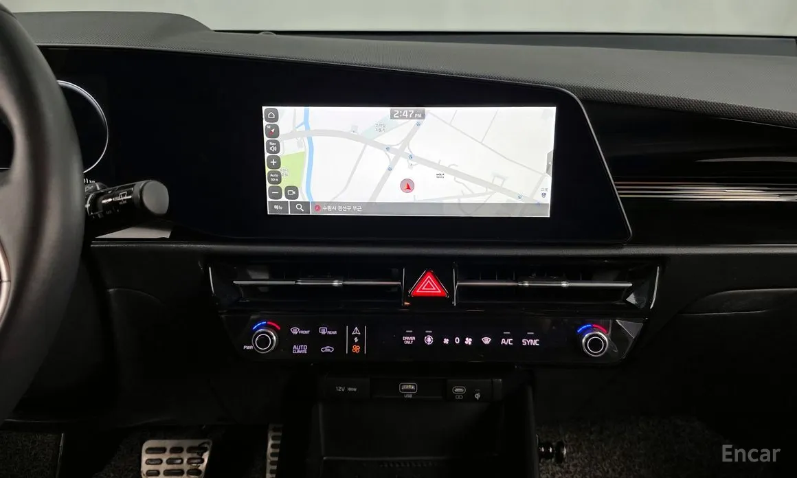 Фото 14 - Kia Niro