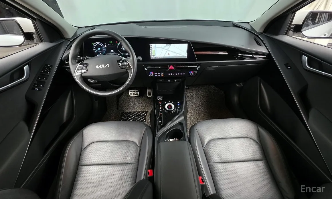 Фото 7 - Kia Niro