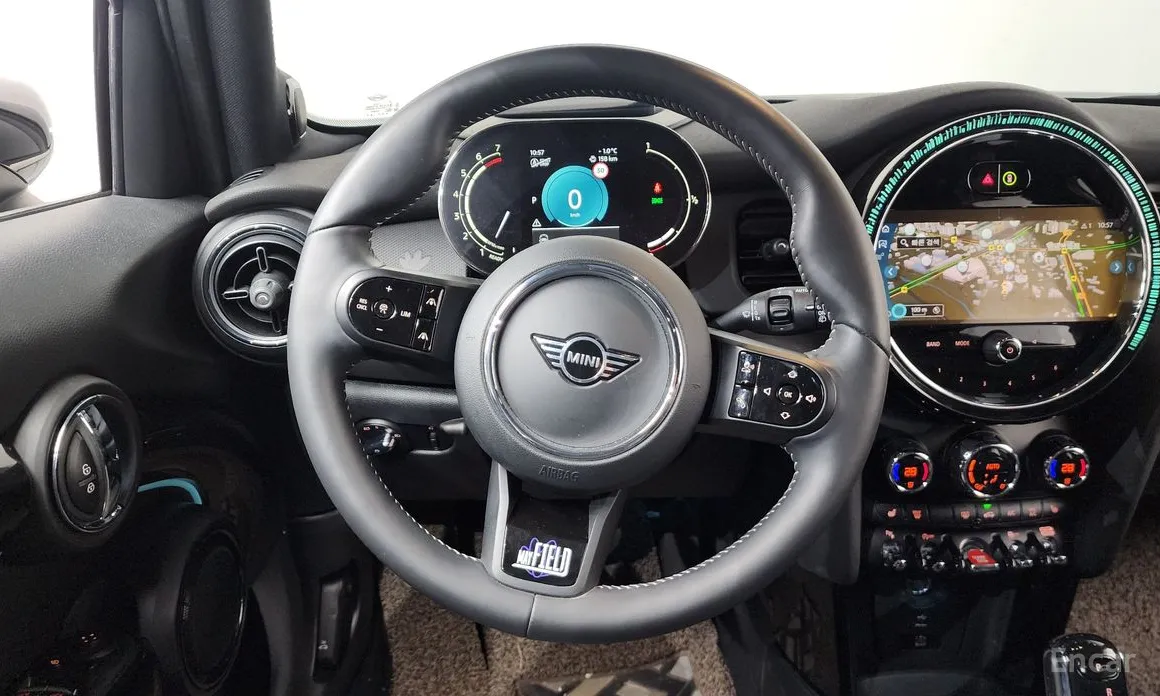 Фото 13 - Mini Cooper