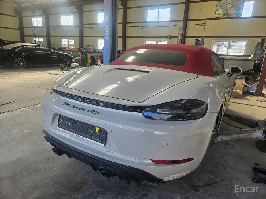 Фото 3 - Porsche 718