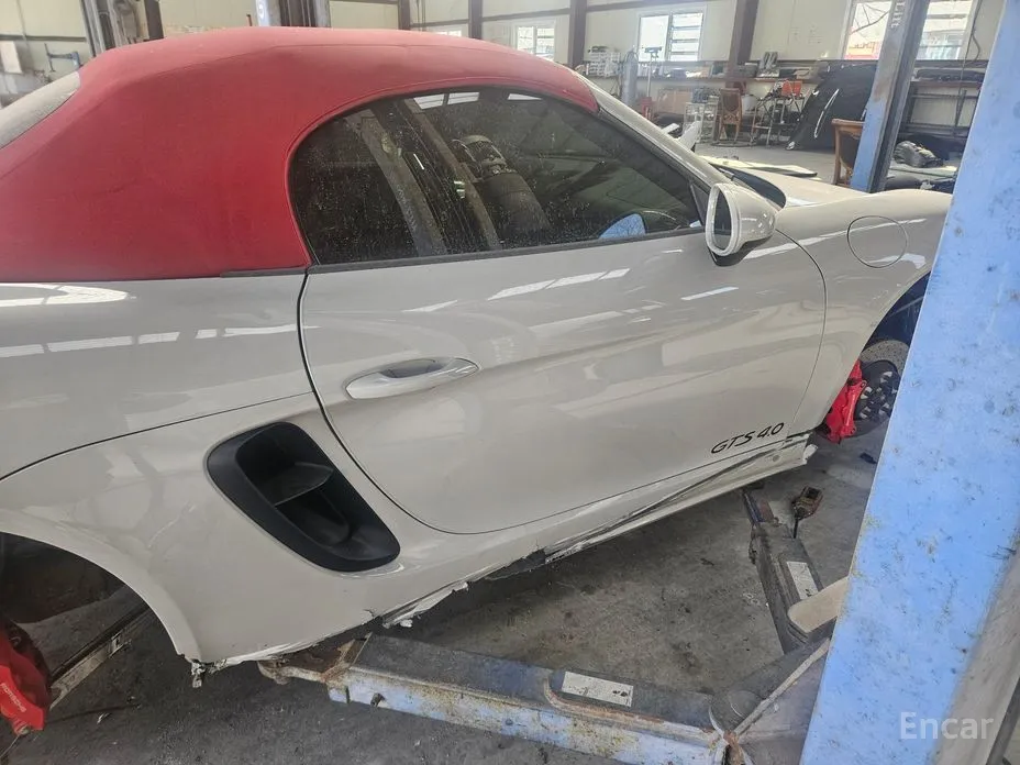 Фото 4 - Porsche 718