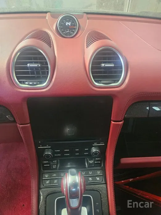 Фото 8 - Porsche 718