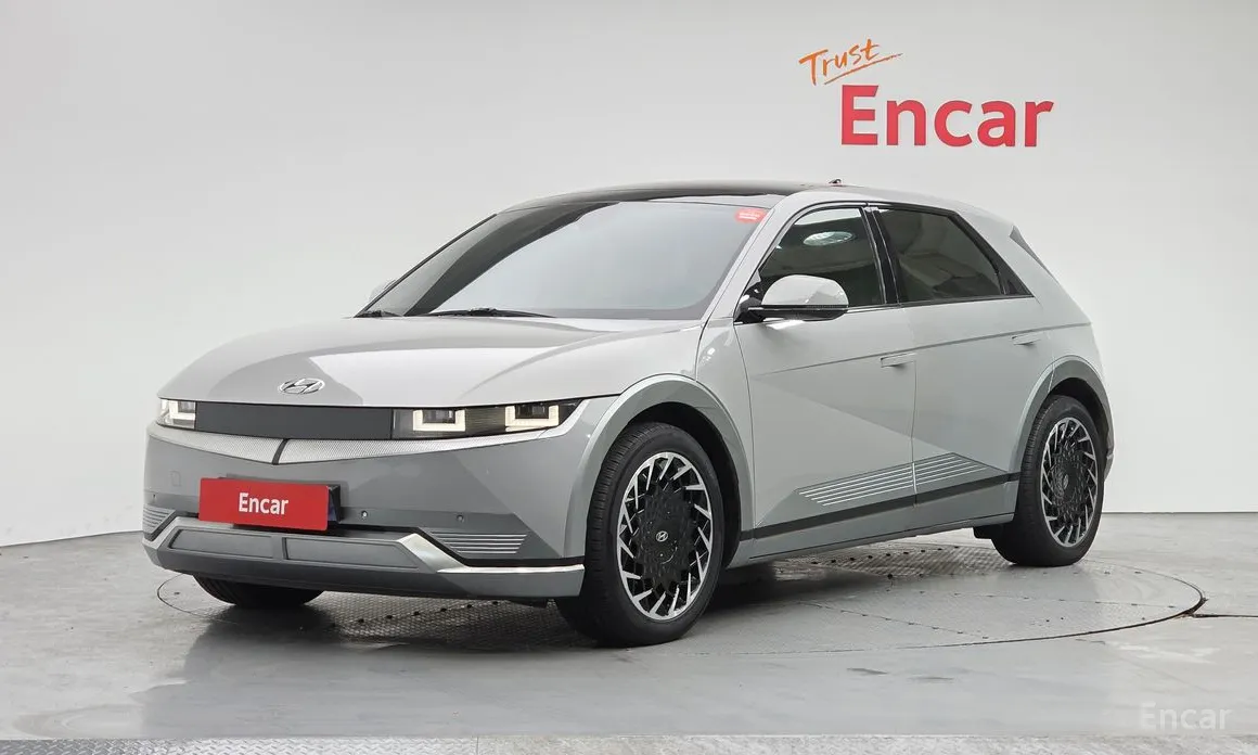 Photo 1 - Hyundai Ioniq 5