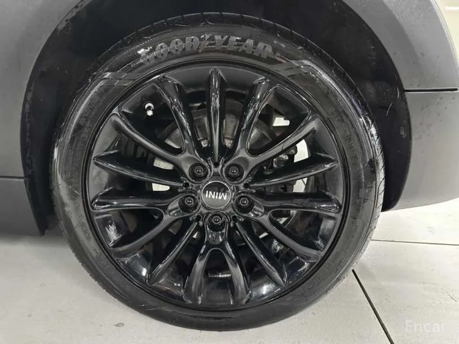 Фото 7 - Mini Clubman