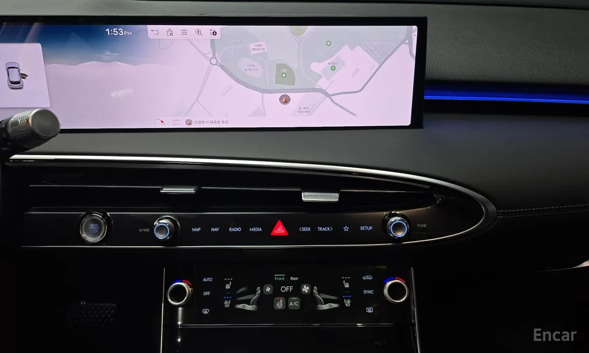 Фото 14 - Genesis GV70