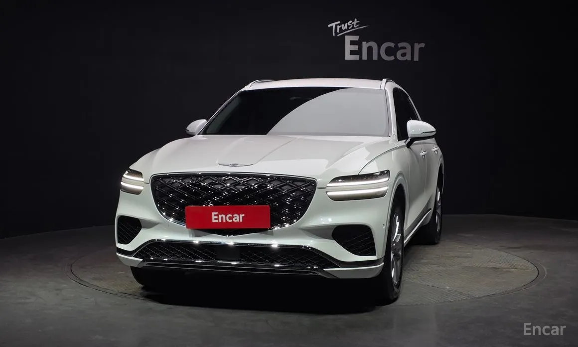 Фото 3 - Genesis GV70