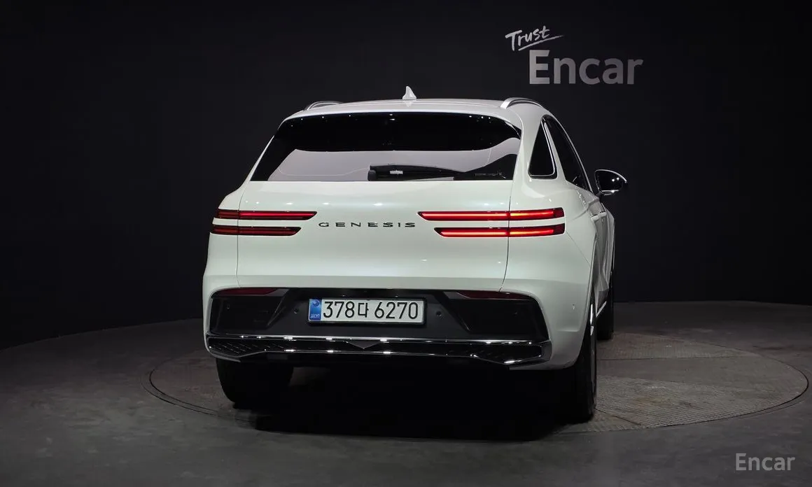 Фото 4 - Genesis GV70