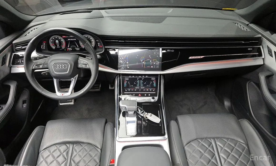 Фото 7 - Audi Q8