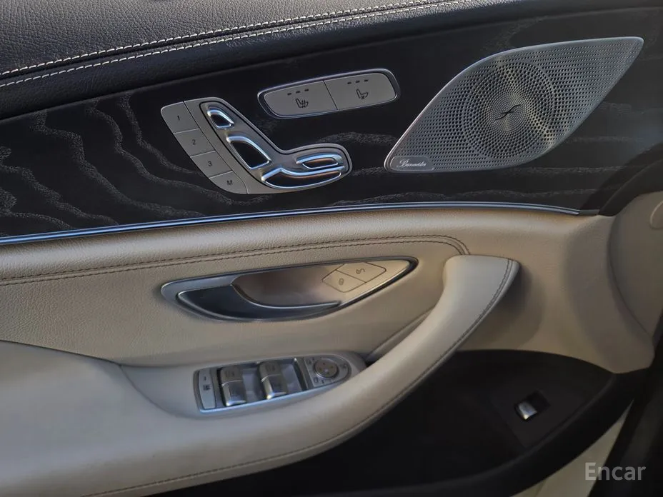 Фото 11 - Mercedes-Benz CLS-Class