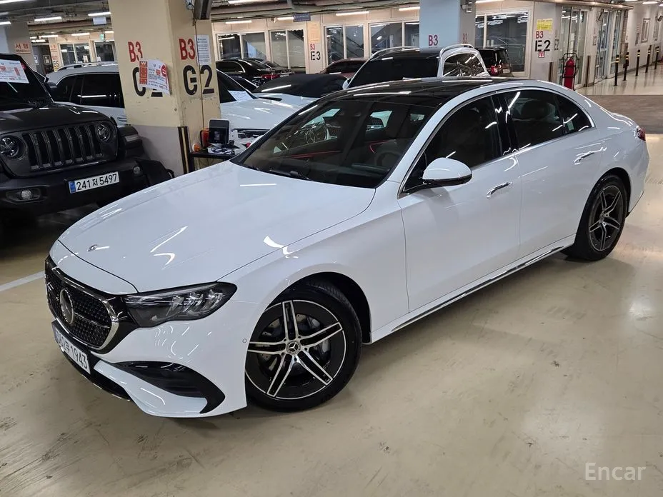 Фото 13 - Mercedes-Benz E-Class