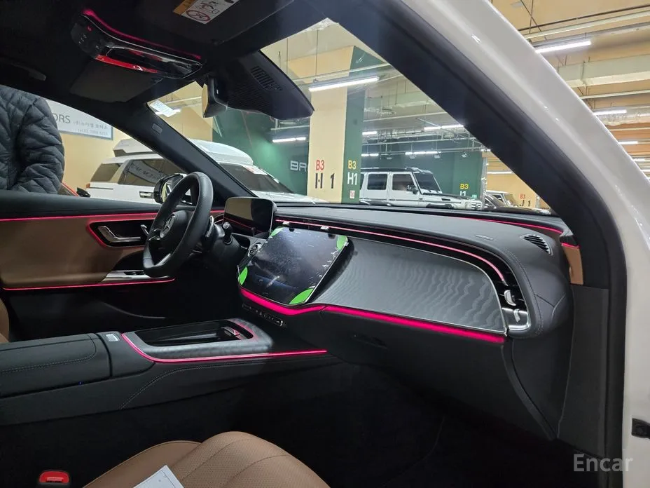 Фото 9 - Mercedes-Benz E-Class