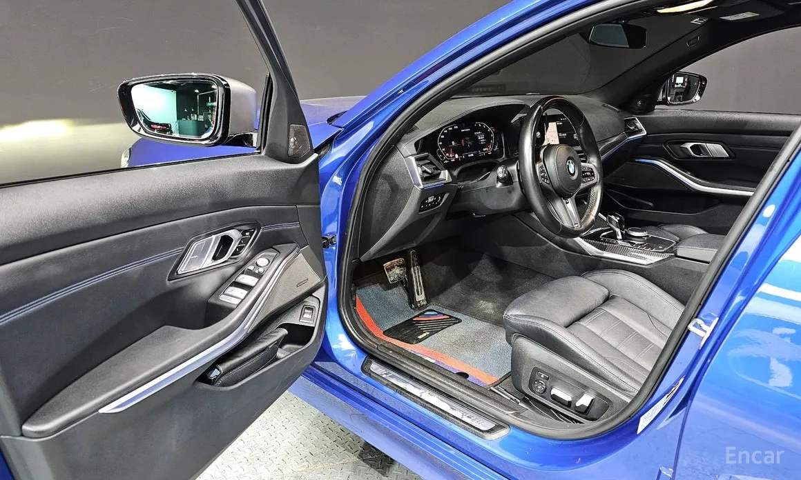 Фото 10 - BMW 3 Series