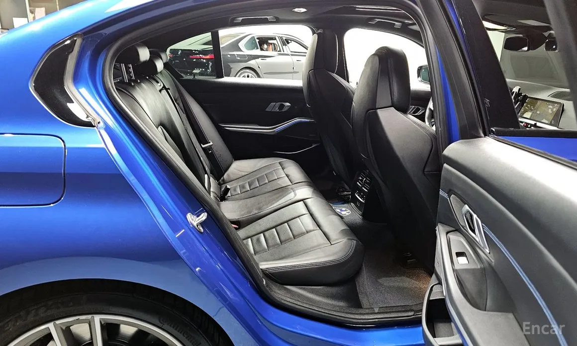 Фото 12 - BMW 3 Series