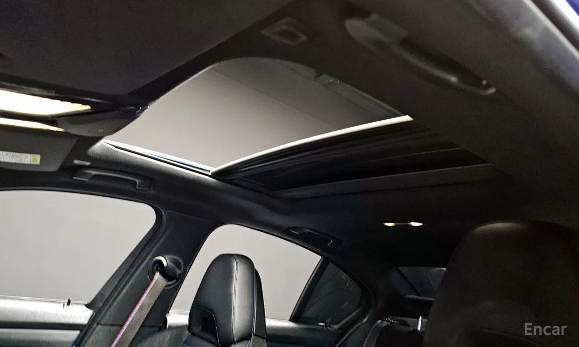 Фото 18 - BMW 3 Series