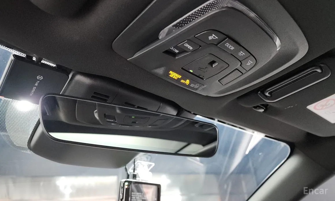 Фото 18 - Toyota Crown