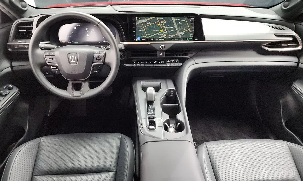 Фото 7 - Toyota Crown