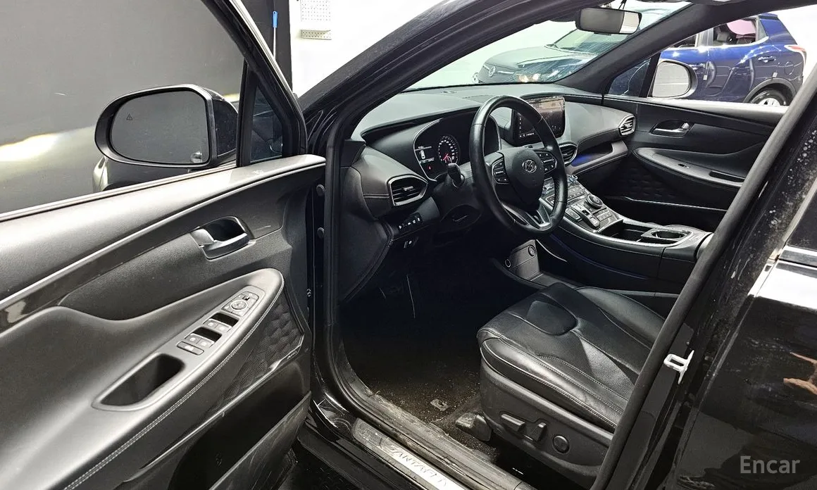 Фото 10 - Hyundai Santa Fe