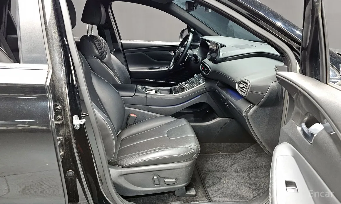 Фото 11 - Hyundai Santa Fe