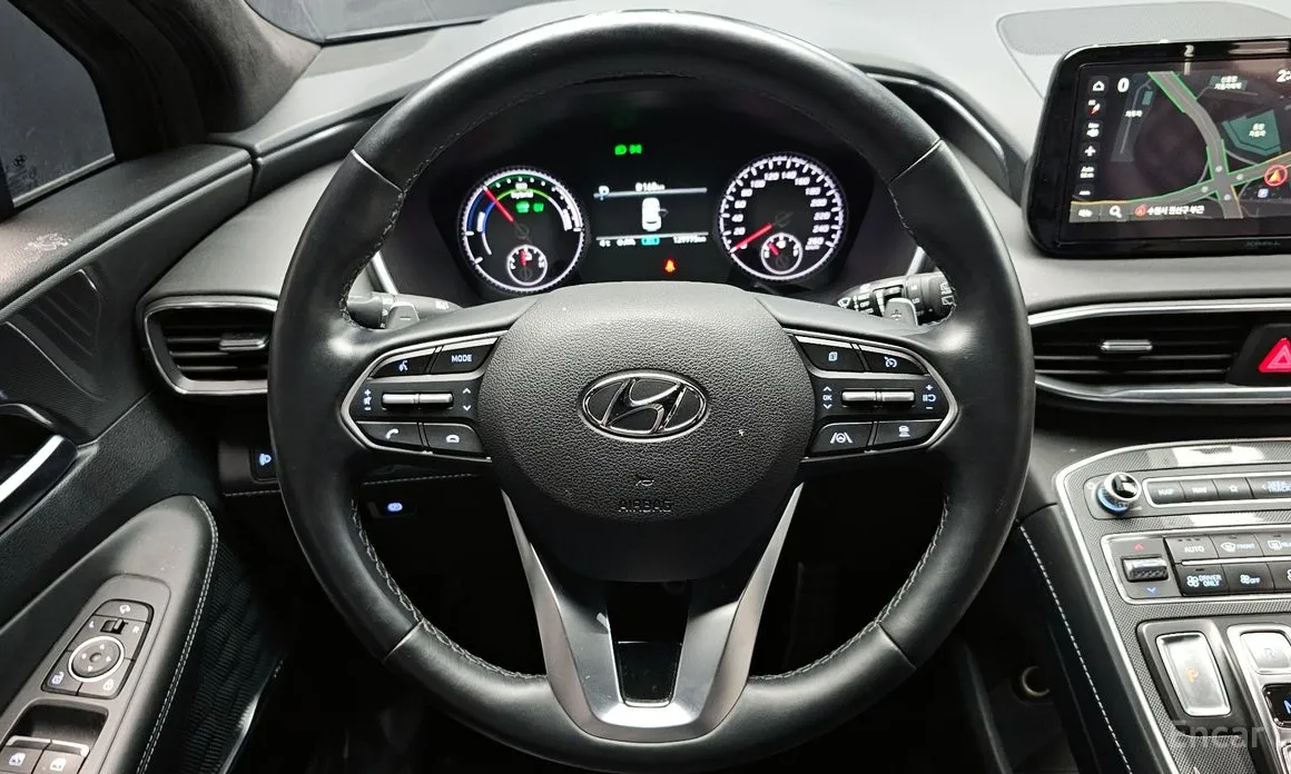 Фото 13 - Hyundai Santa Fe