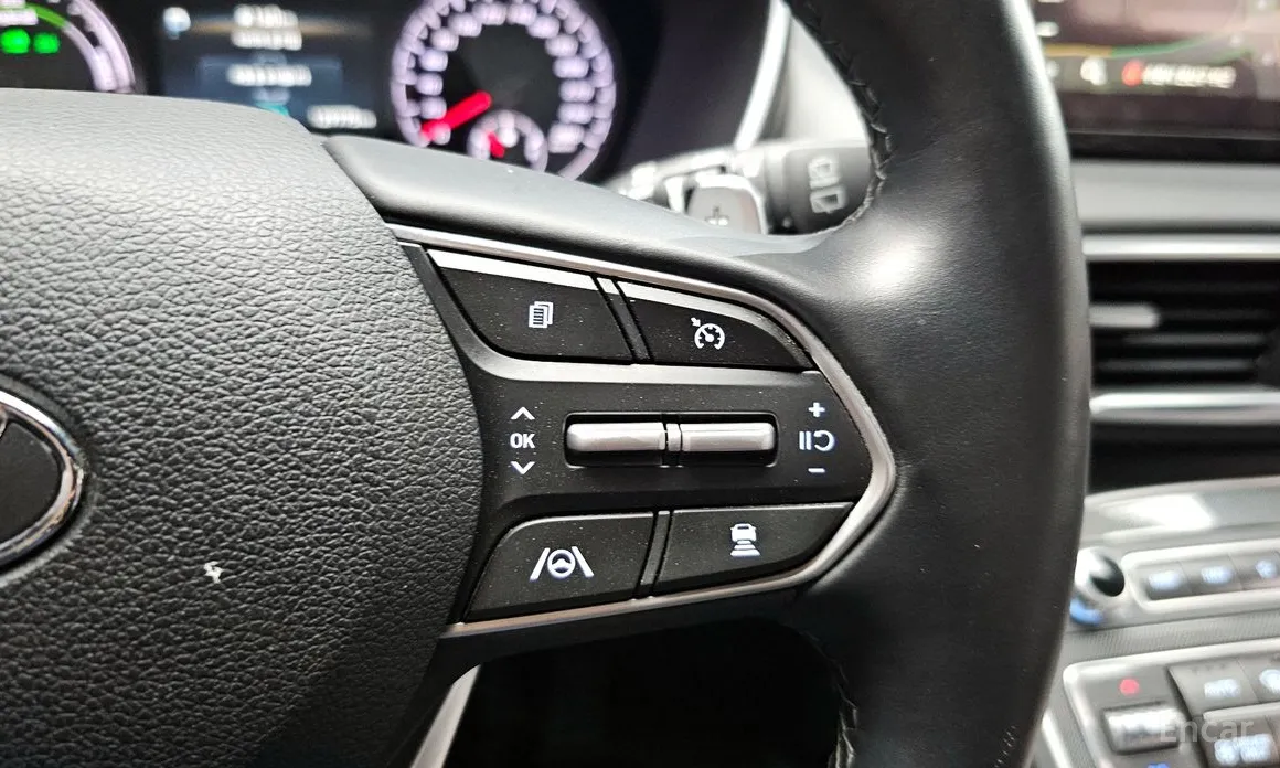 Фото 16 - Hyundai Santa Fe