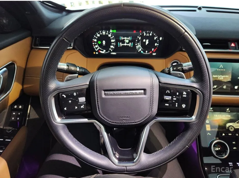 Фото 16 - Land Rover Range Rover Velar